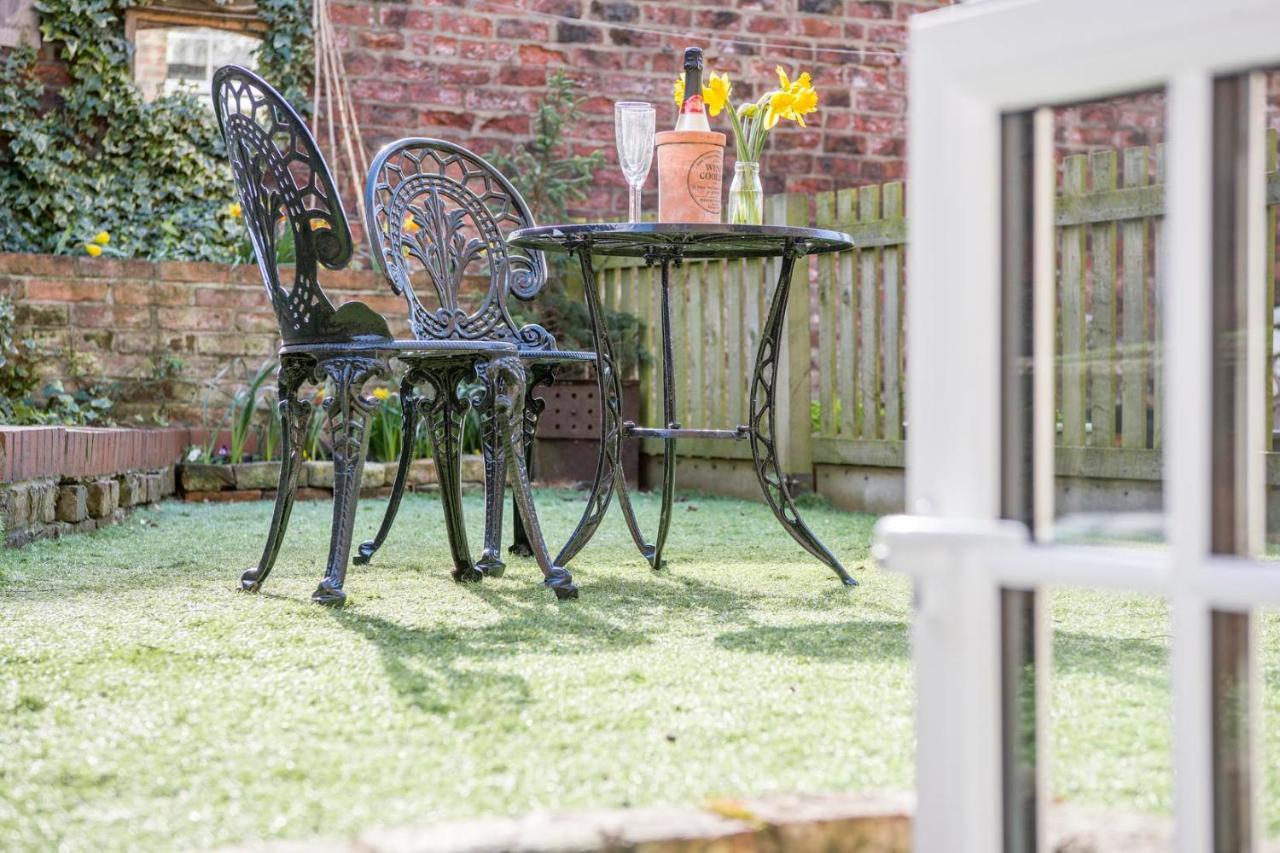 The Tansy House On Queen Street Apartamento York